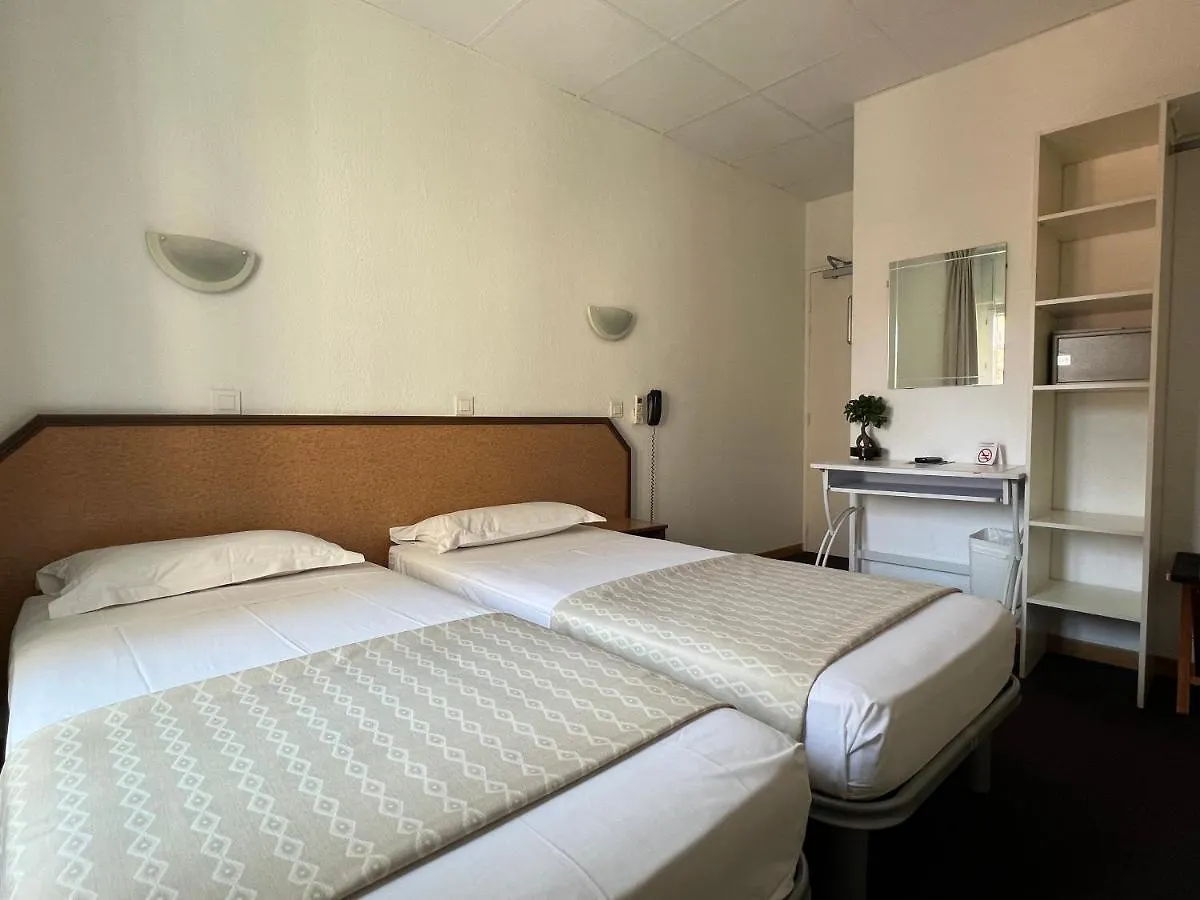 **  Little Palace Hotel Cannes France