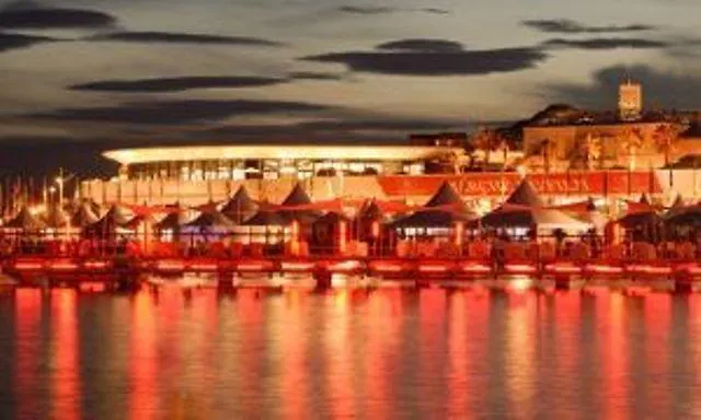 Little Palace Cannes 2*,  France